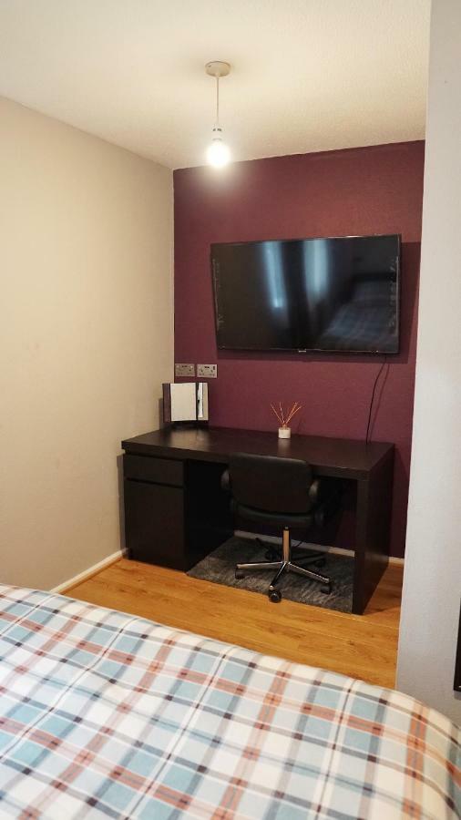 North London Apartment - Edmonton Buitenkant foto